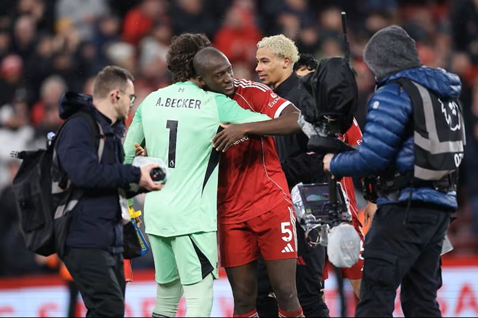 '���͵' �� '⡹���' �������ѹ�ҵ���ͧ���͡�Ѻ�Ҫ��·��