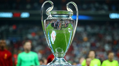 ͻѺٻẺ UCL ͧա 4 Ѵ