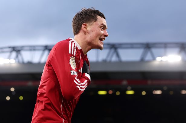 ˹Ң�����? ������˧��Ѻ '���µ��' �Ե����������˹ѡ��� 2 ��